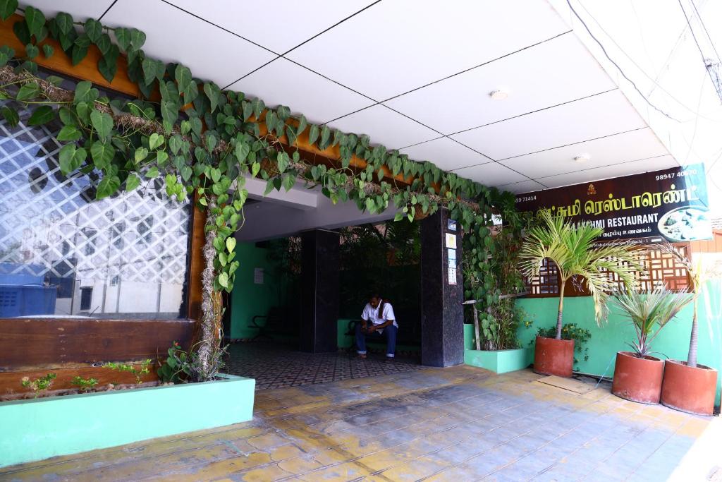 SAISPRESIDENCY photo