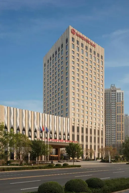 Wanda Realm Chifeng Hotel, hotel in Chifeng