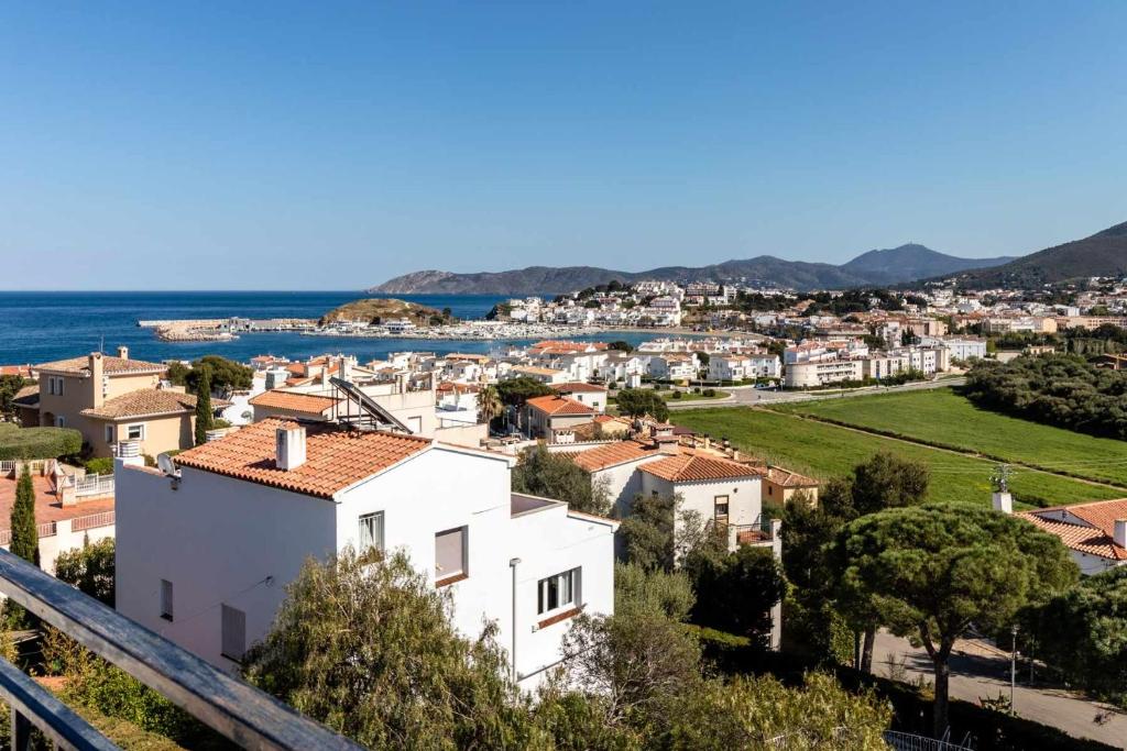 Sant Genís 19 - ático con terraza y vistas - 2