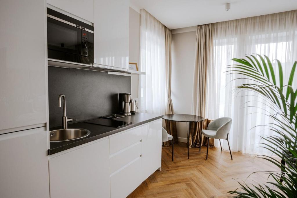 Bresidence Apartments with free private parking 5