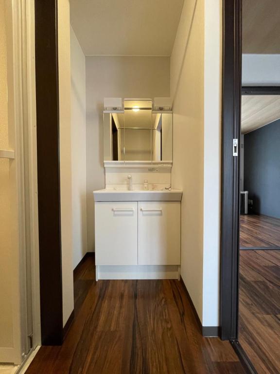 リノベーション済み室内新築　Service Apartment Sapporoザ・ハウス4LDK86㎡ photo