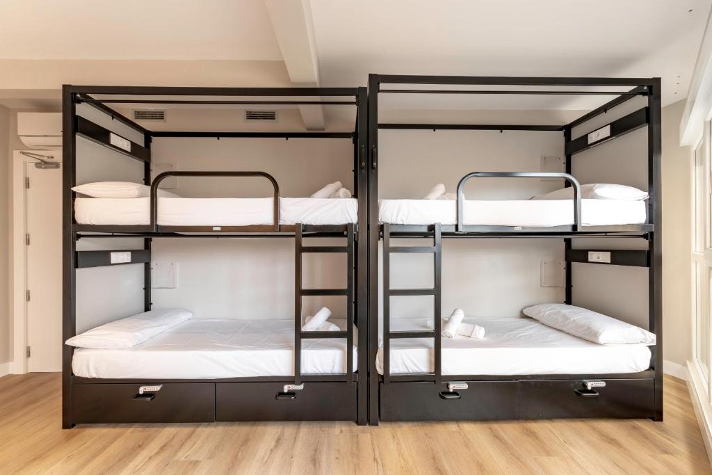 Uri Hostel Bilbao Rooms BBI00060 Self check in, Bilbao