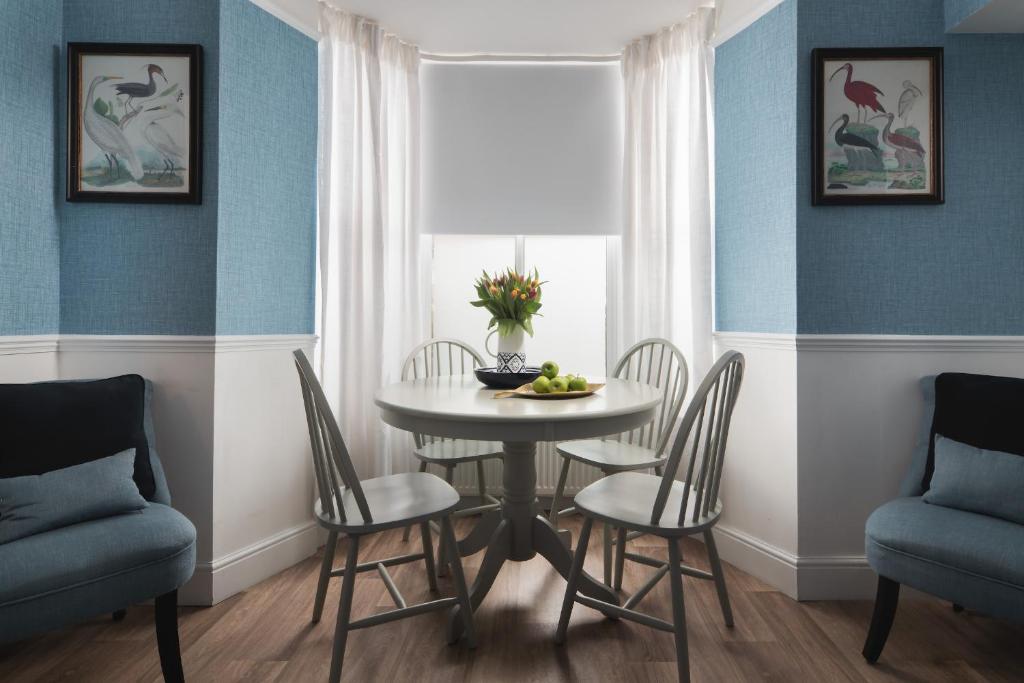 One Sandringham, Ilfracombe - photo 3