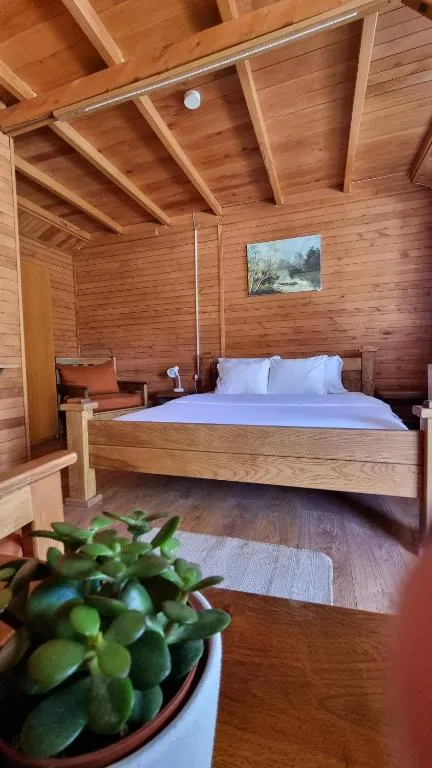 Carev konak, khách sạn ở Ždrelo