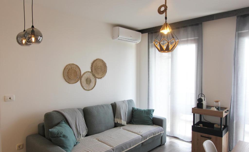 Romantic sea view apartment in Petrovac - 1