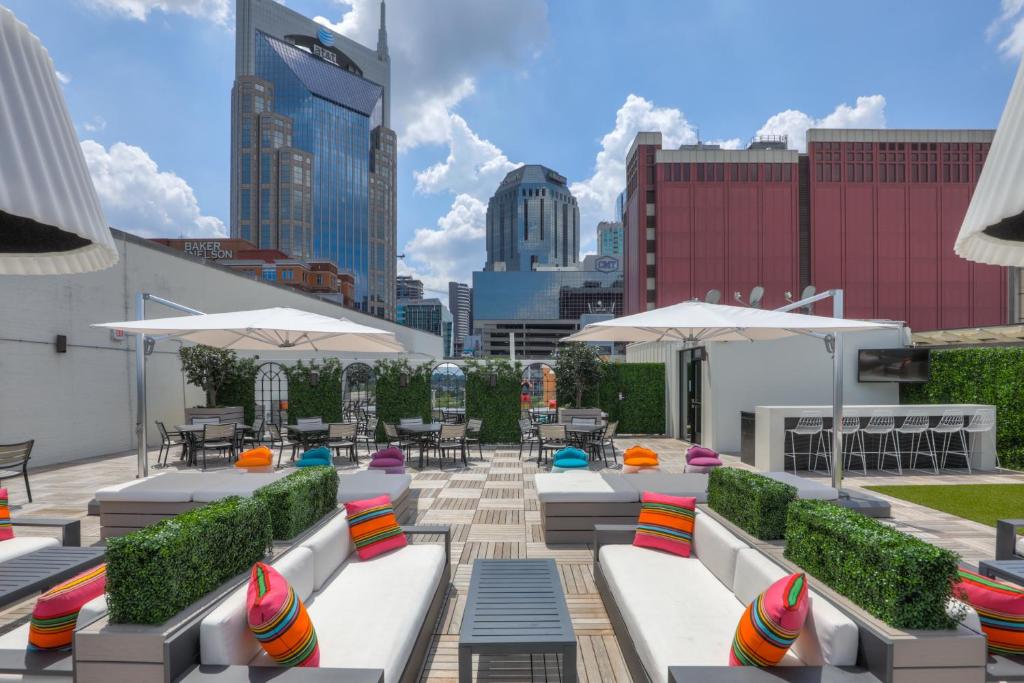 Studio 154 Luxury Hotel photo