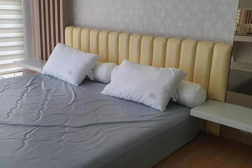 Huge Family Room 94m2 Jati Junction - Pool & Gym photo