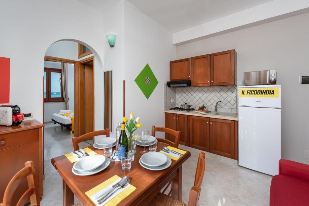 I Tre Golfi Beach Apartments - 4