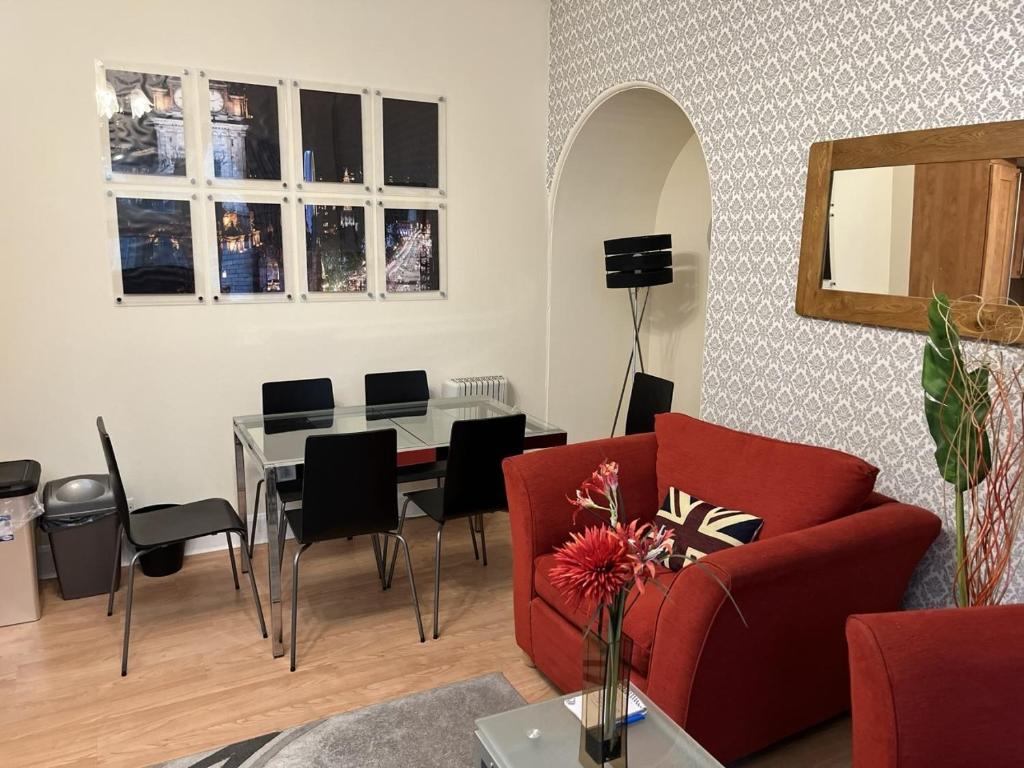 Royal Mile Mansions Apartment