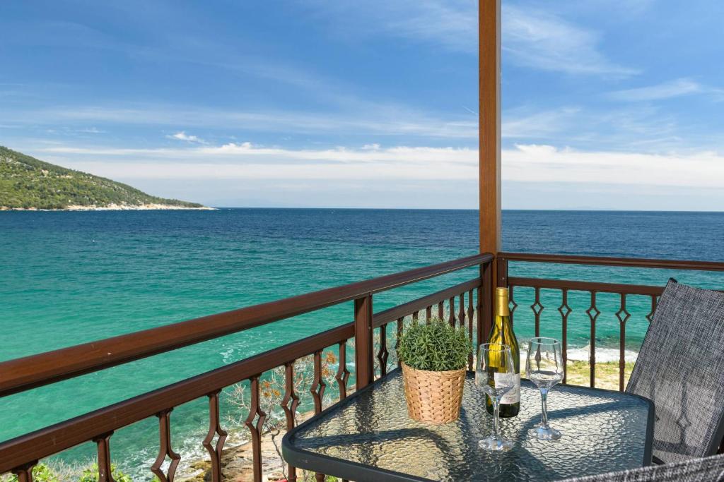 Faros View photo