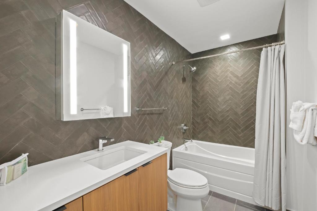 Global Luxury Suites at Tribeca photo
