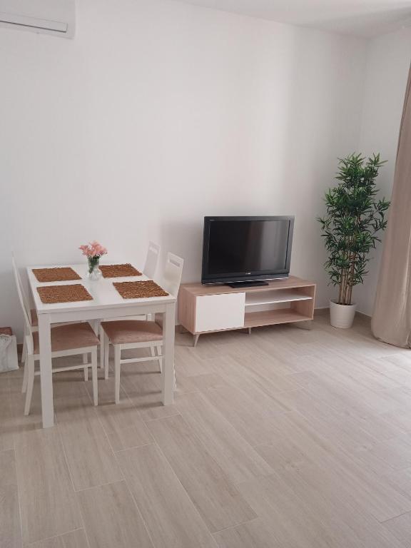 APARTAMENTO LUPA - 1
