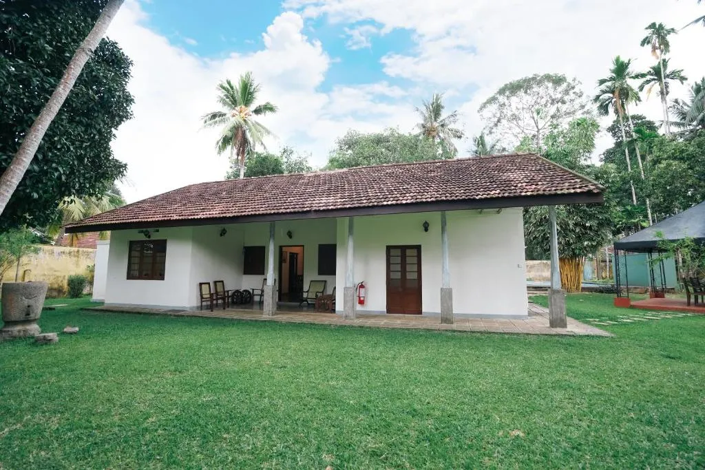 Gedara Villa, hotel in Kalutara