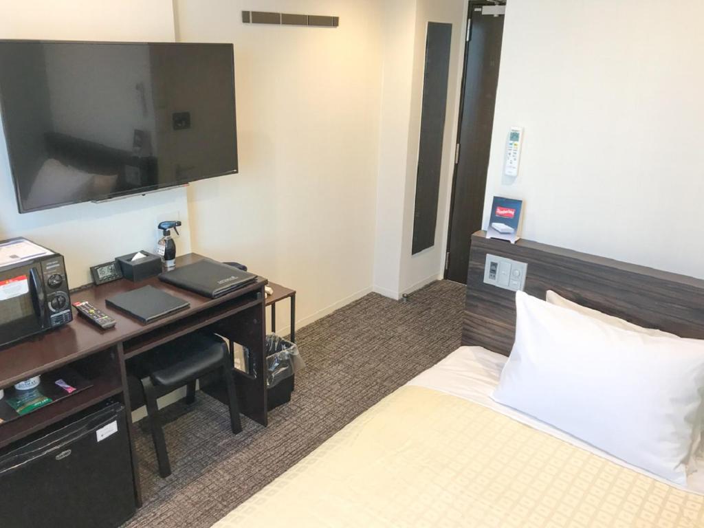 Hotel Livemax Hiroshima Funairi-machi Riverside photo