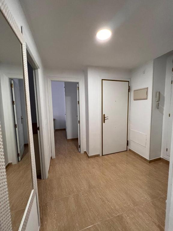 TORREMOLINOS CENTRO - Beautiful , newly renovated 2 bedroom apartment - 4