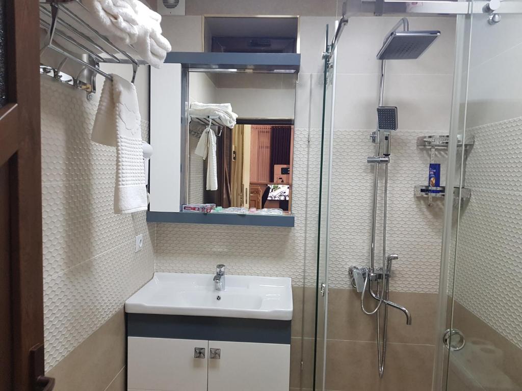 Hotel Sharq photo
