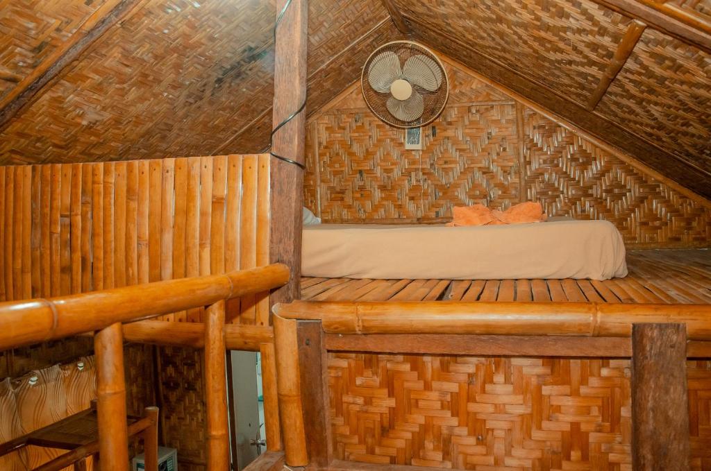 Island Tiki Paradise Resort photo