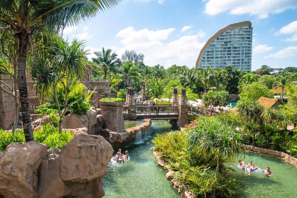 スイミングプール