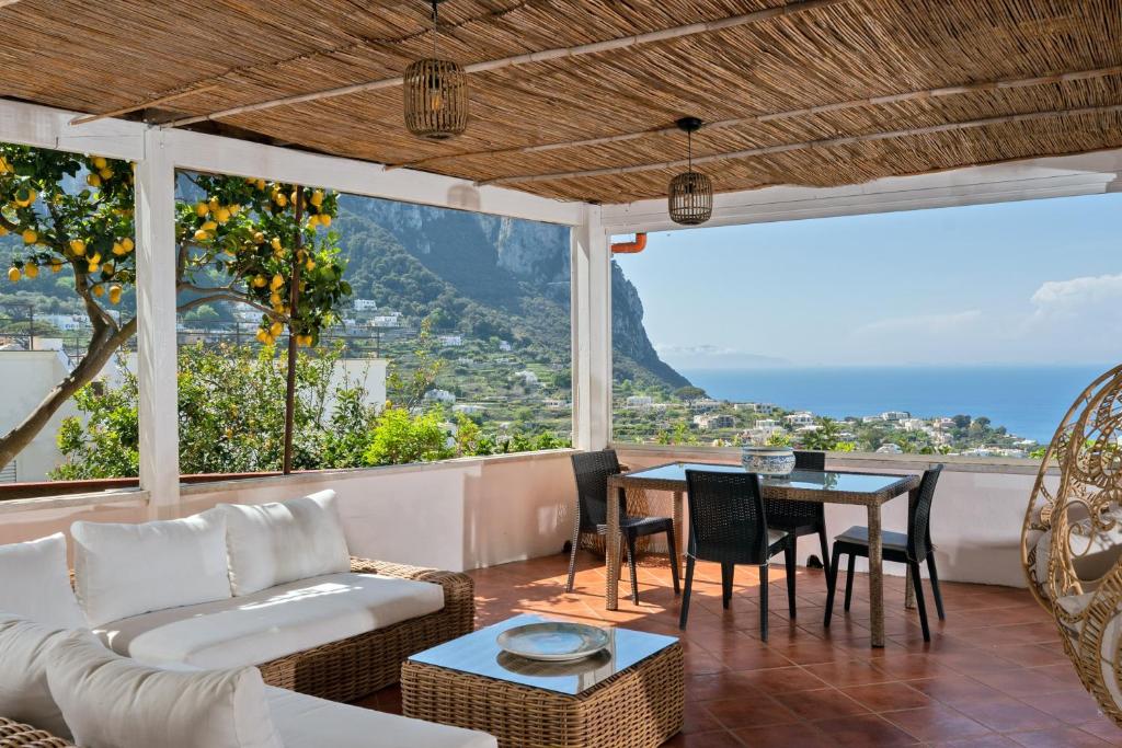 Capri Town Apartments - 3