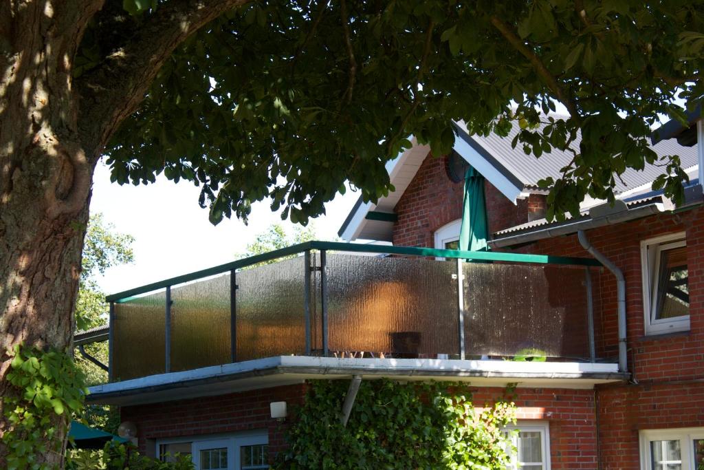 Seadrift LandApartments Entire apartment (Tating) Deals, Photos & Reviews