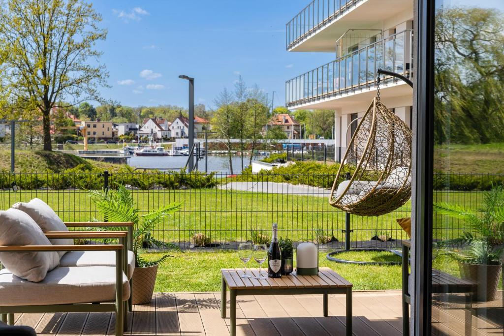 ApartView - ogród, taras, winda, widok na Jeziorak, Netflix i Max, parking, Iława