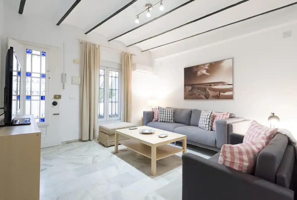 Apartamento con Patio - 5