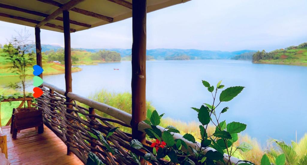 Lake Bunyonyi Rock Resort photo