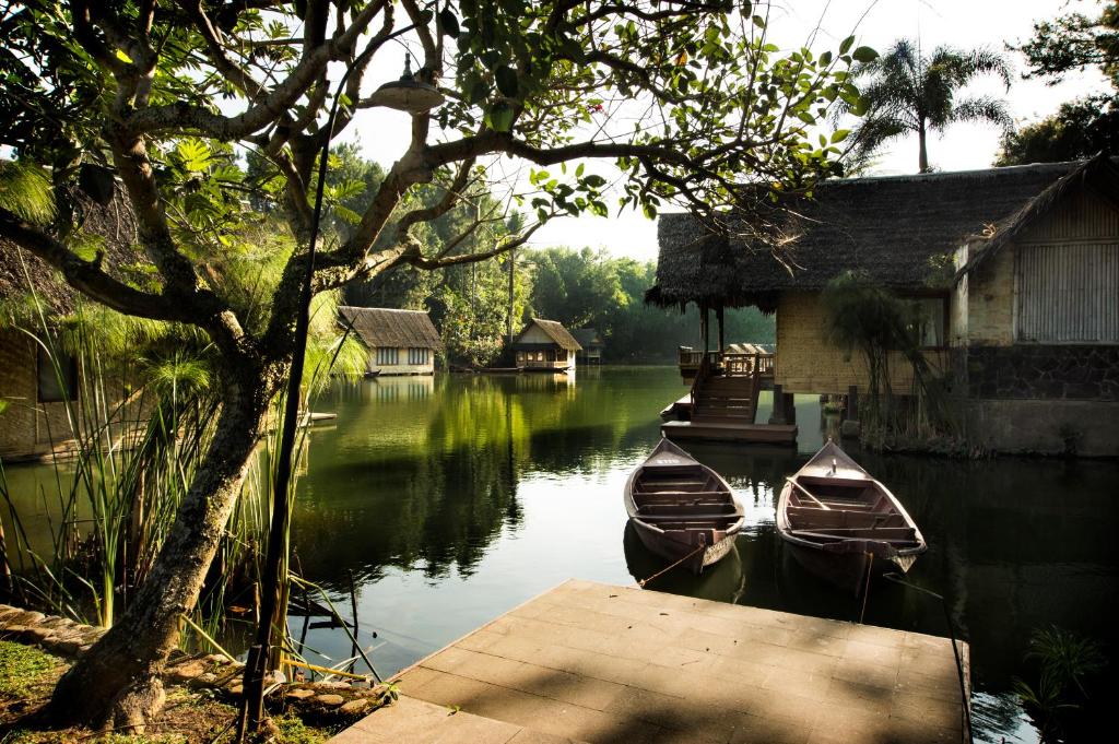 Kampung Sampireun Resort & Spa photo
