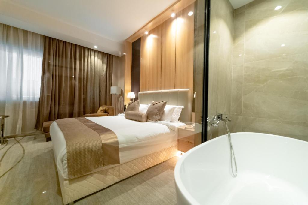 Hotel Diamond Prishtina photo