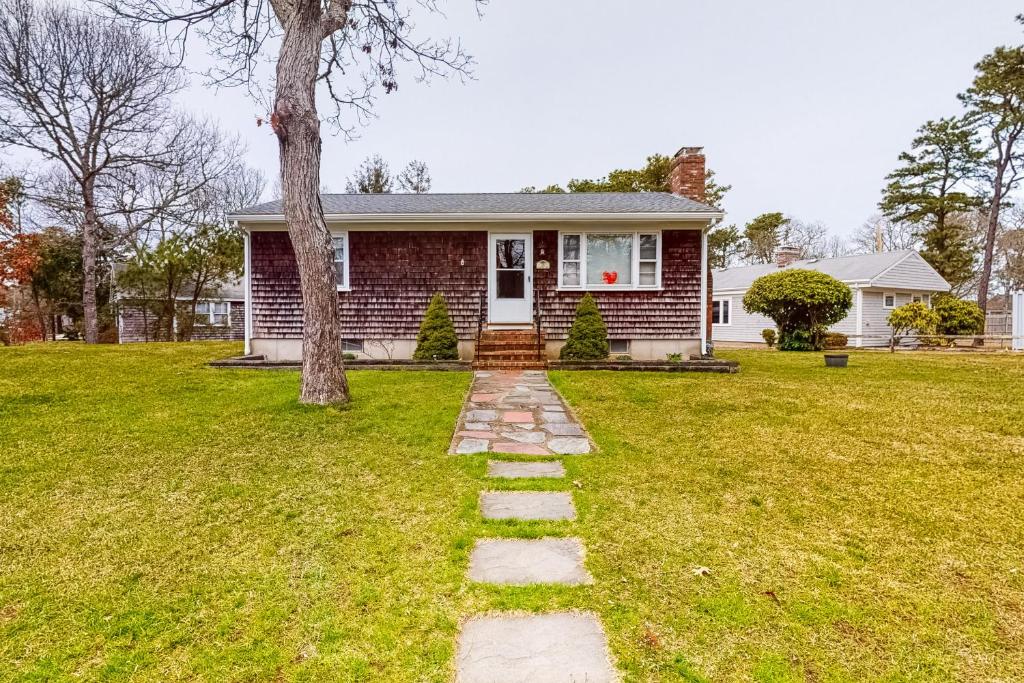 Anchors Await, South Yarmouth