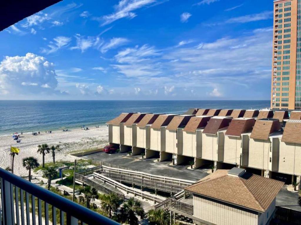 Buena Vista 504 by Bender Vacation Rentals en Gulf Shores, Alabama