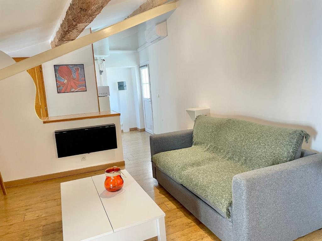 Grand studio sur la Marine - 2