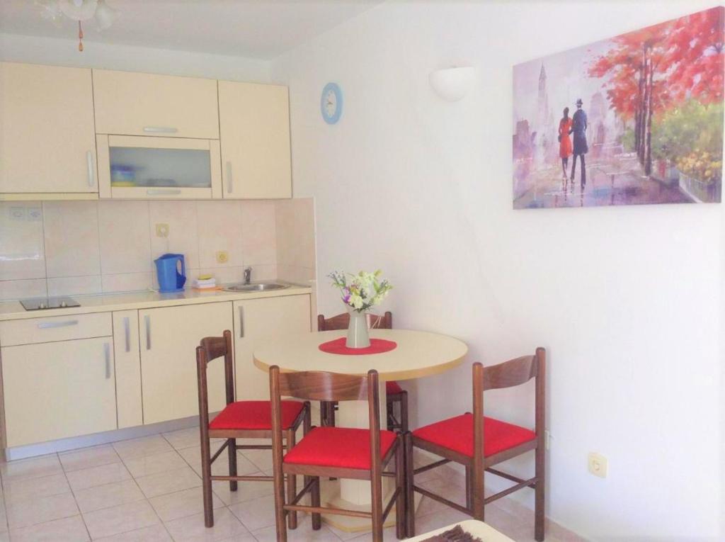 Bliss Apartments - 4