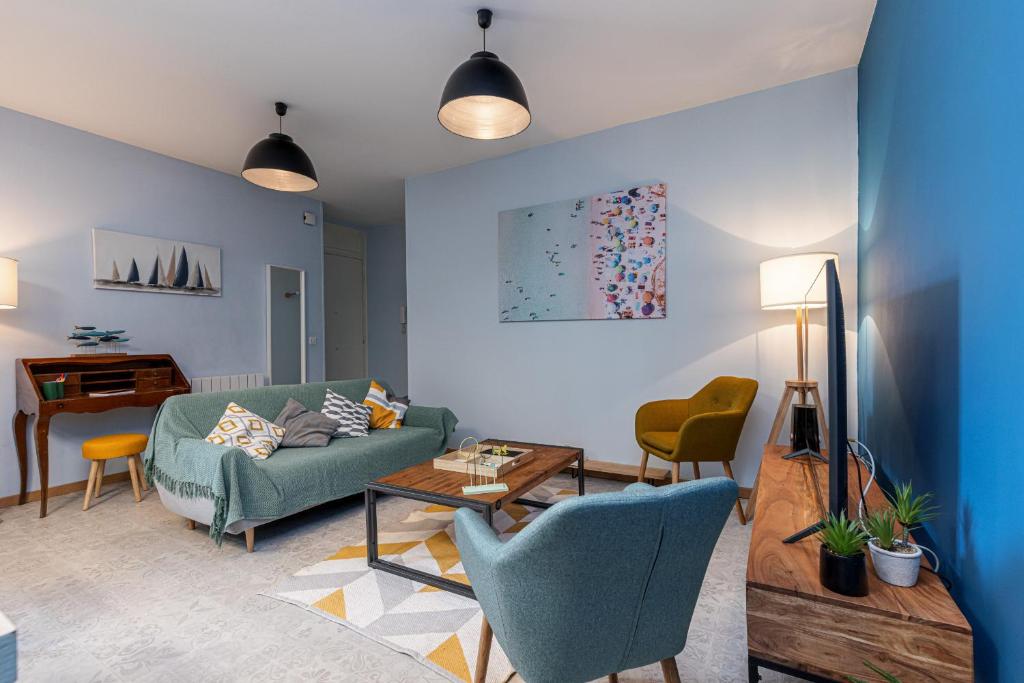 Large 3 Bdr City Center - 2