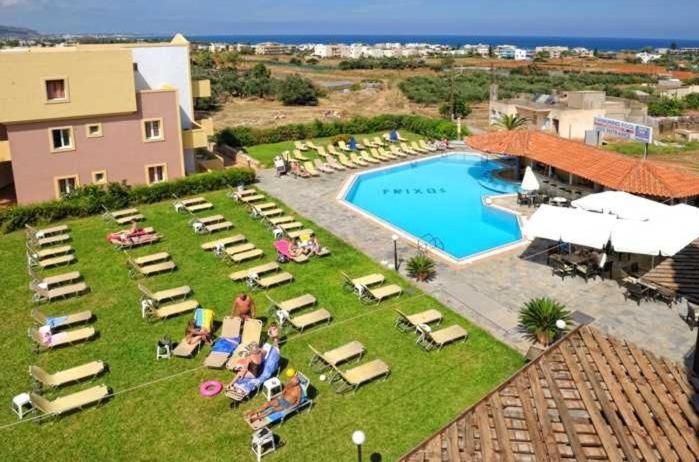 Garden, Frixos Hotel in Crete Island
