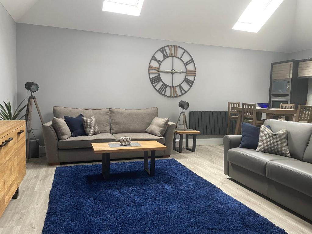 The Store by Caithness Luxury Apartments NC500 - Luxury modern conversion with open plan living - Sleeps 4, Wick