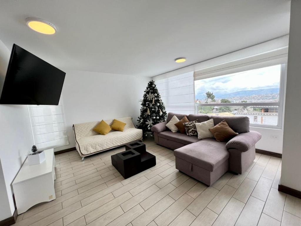 MODERNO DEPARTAMENTO DE ESTRENO EN FICOA AMBATO en Ambato, Ecuador