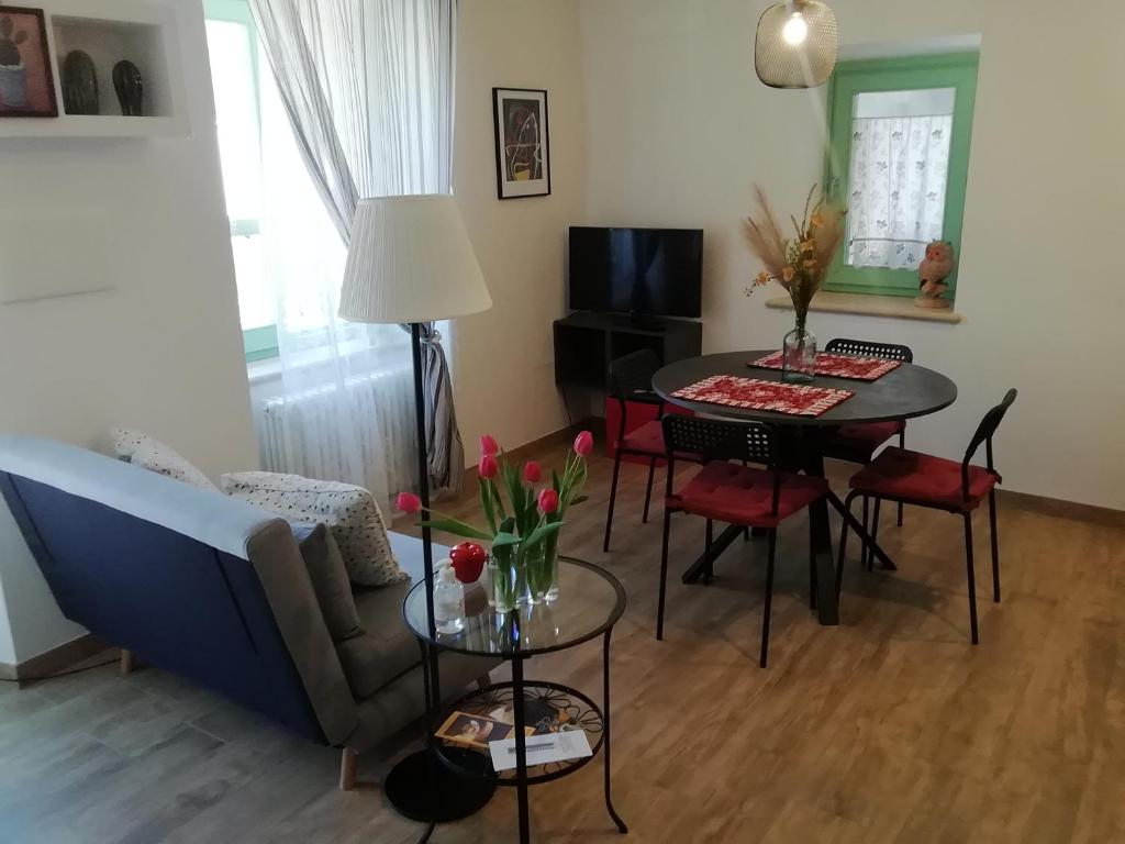 LA CASITA - 2