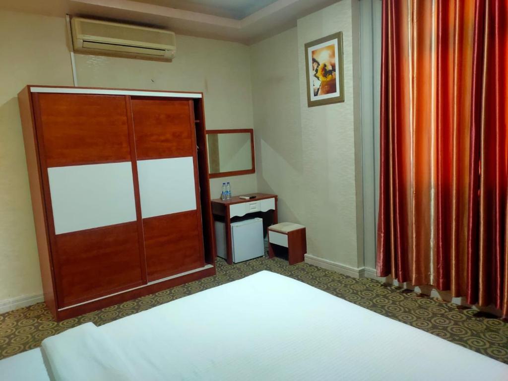 Grand Inn Hotel By Wanasa photo