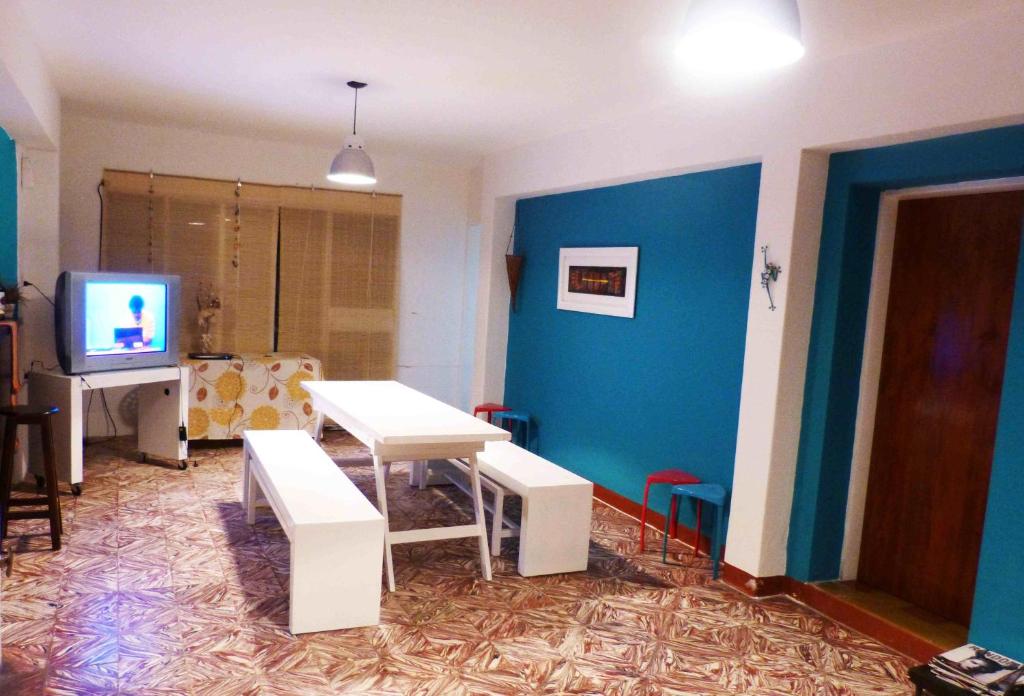 Shared lounge/TV area