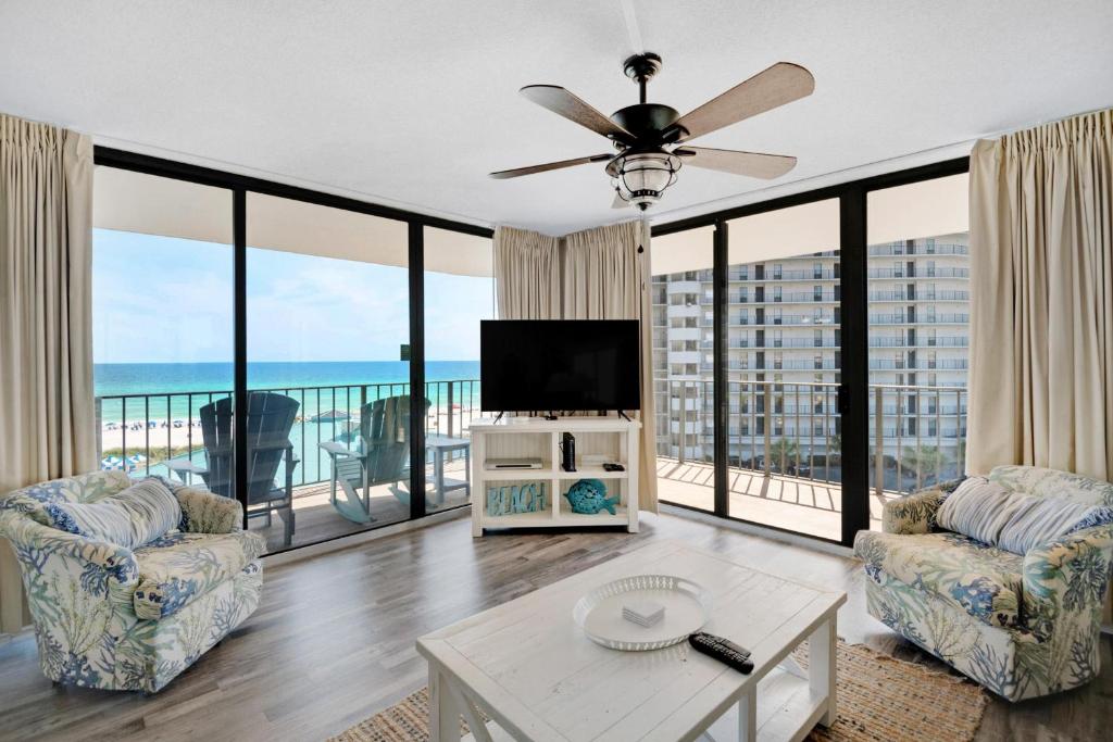 Edgewater Tower 1-412 — Hotel in Panama City (FL)