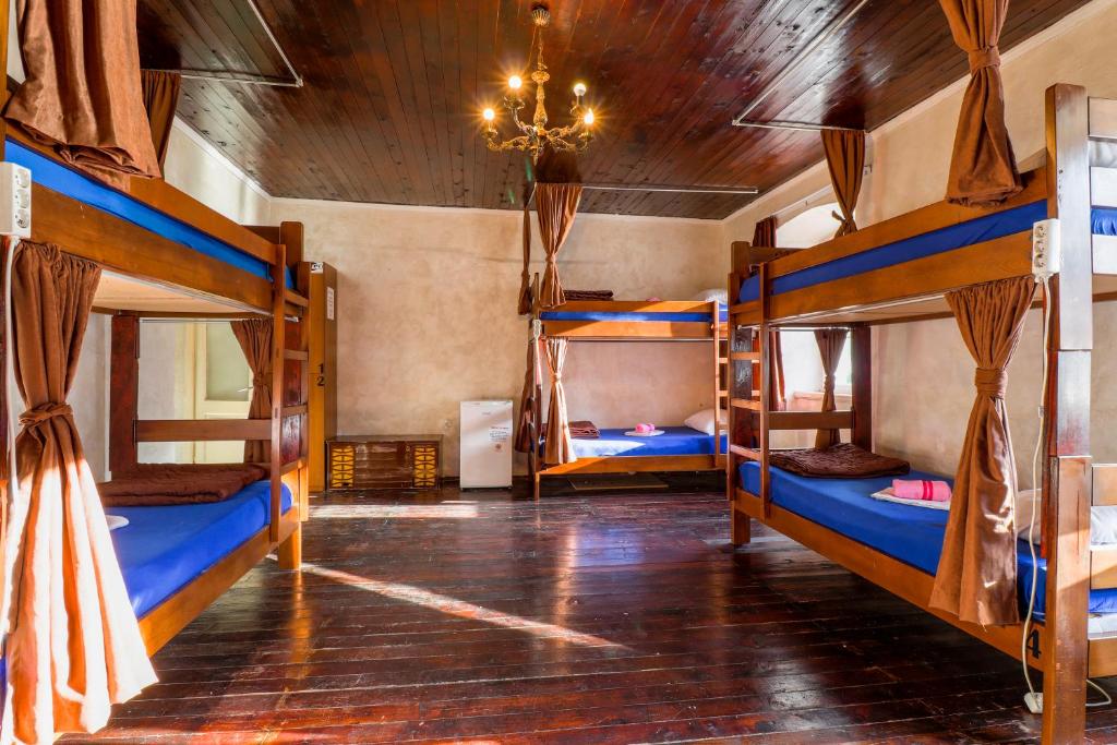 Montenegro Hostel 4U - 4