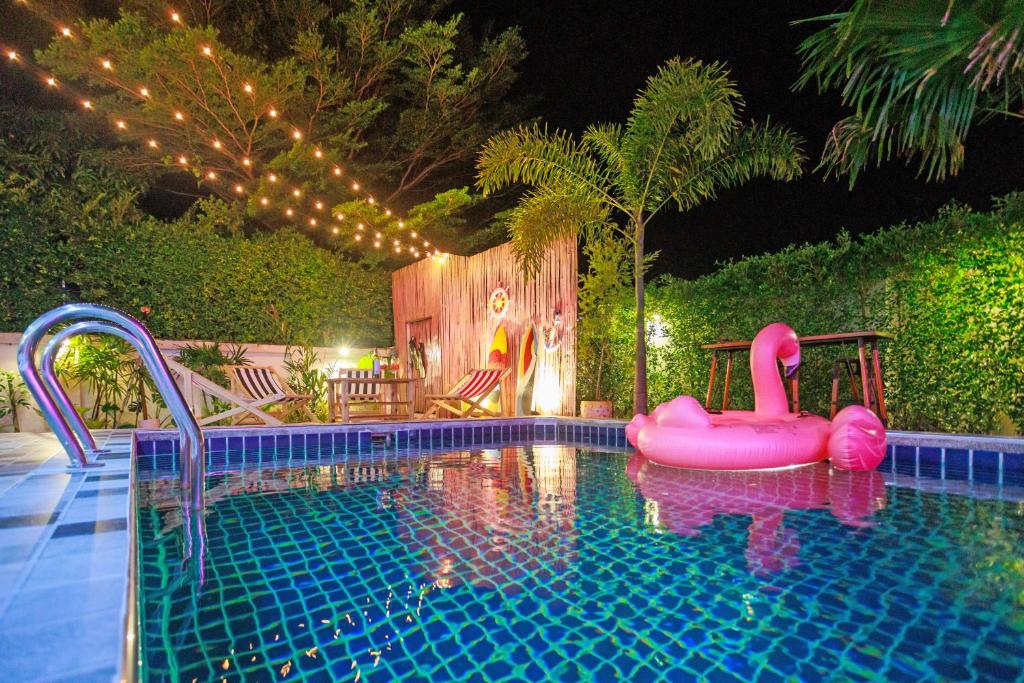 Cushy Cushy Villa photo