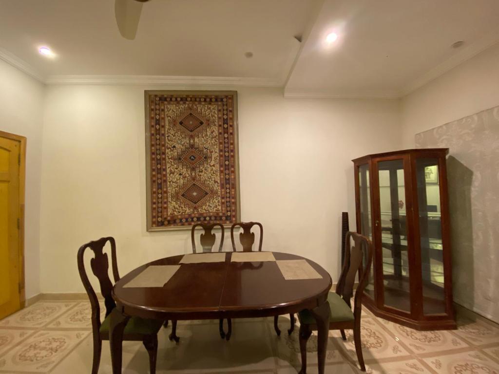 Margalla Meridian photo