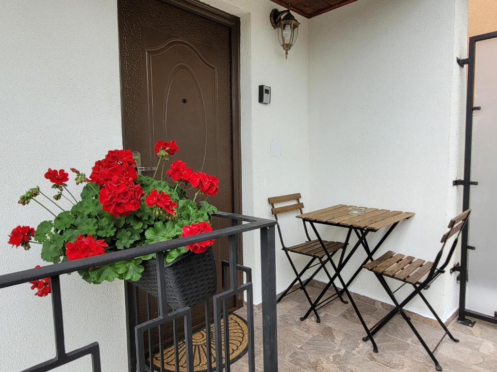Rose Garden House photo