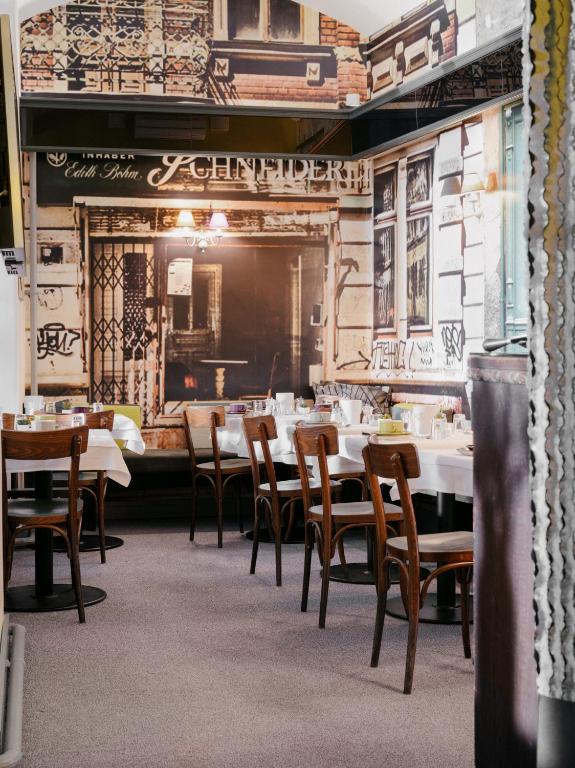 Saint SHERMIN bed breakfast & champagne photo