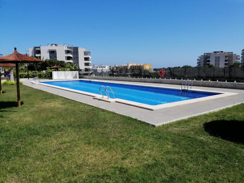 Luxury Green Hills Apartment - 2