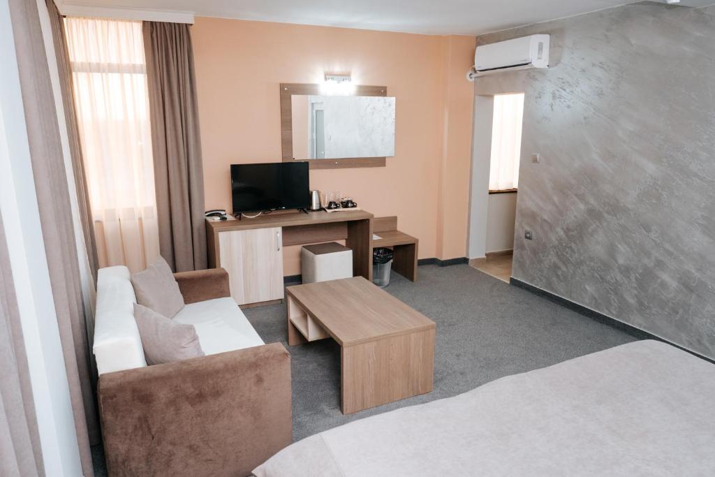 Hotel Tundzha - Renovated! photo