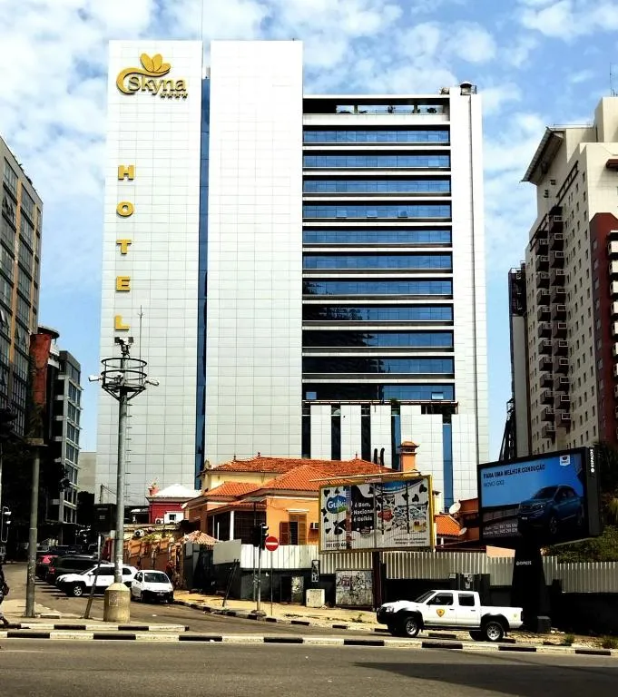 Skyna Hotel Luanda, hotel in Luanda