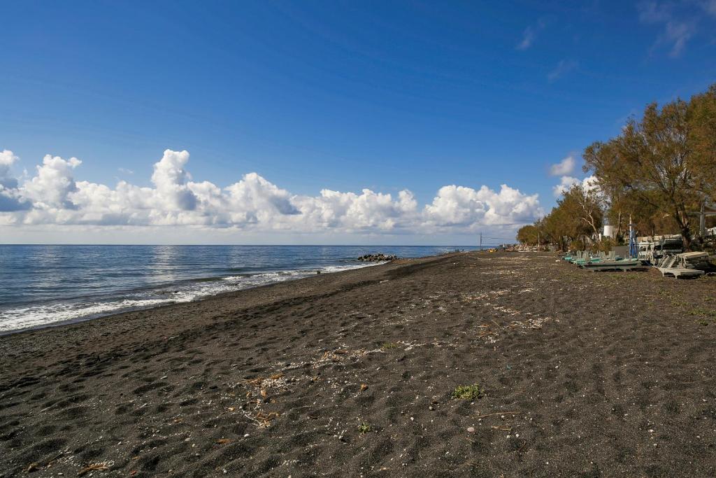 Exi Sea Side Suites photo